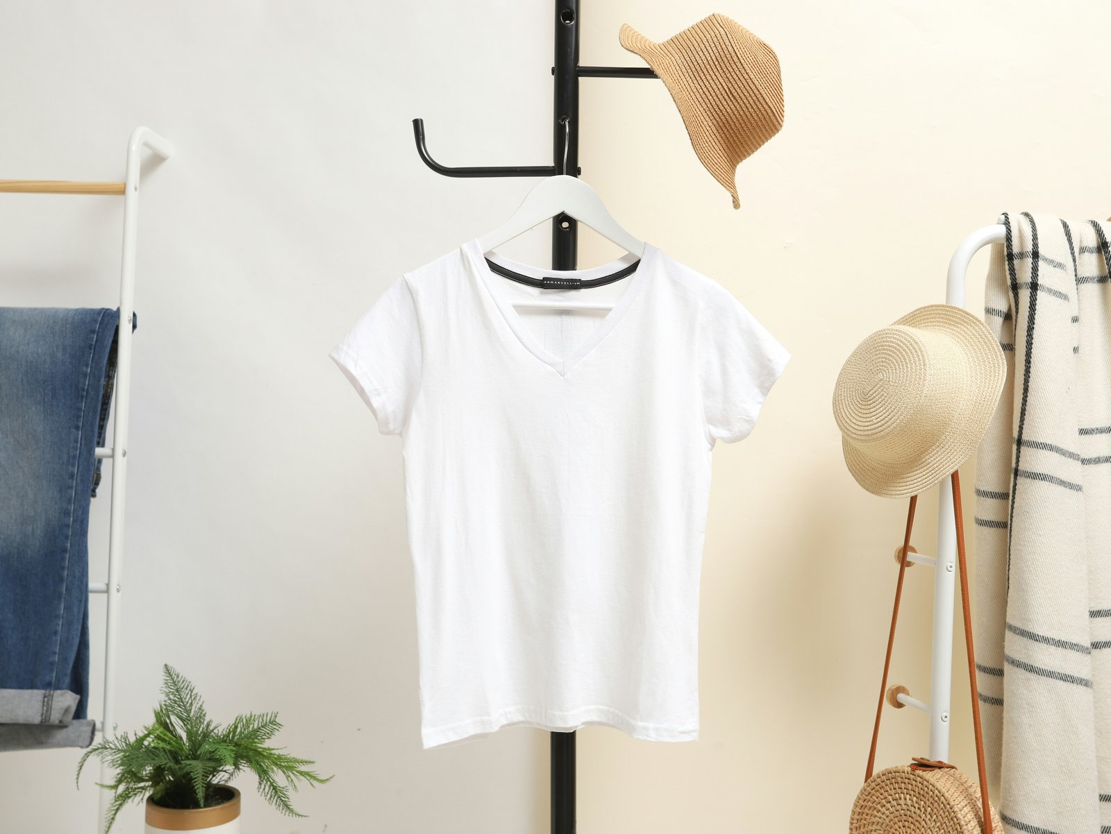 V Neck